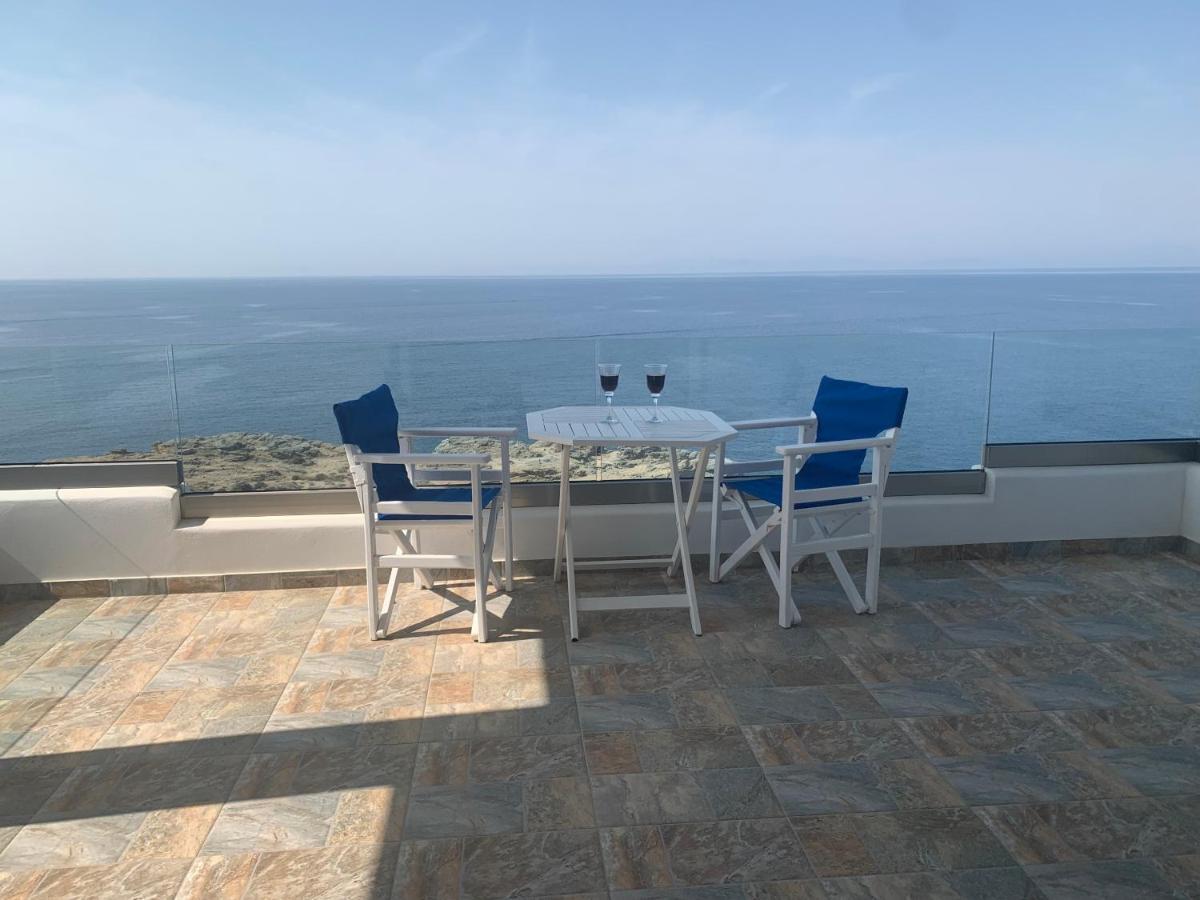 On The Rocks Apartment Karystos  Exterior photo